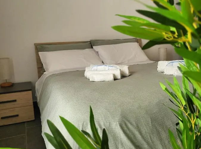 Appartement à 2 Chambres à Coucher